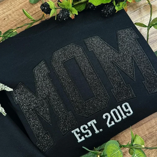 Personalized Glitter Mama Sweatshirt